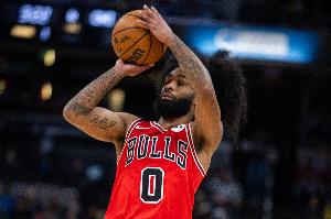 只用半场就达成了!科比-怀特连续13场比赛砍下20+